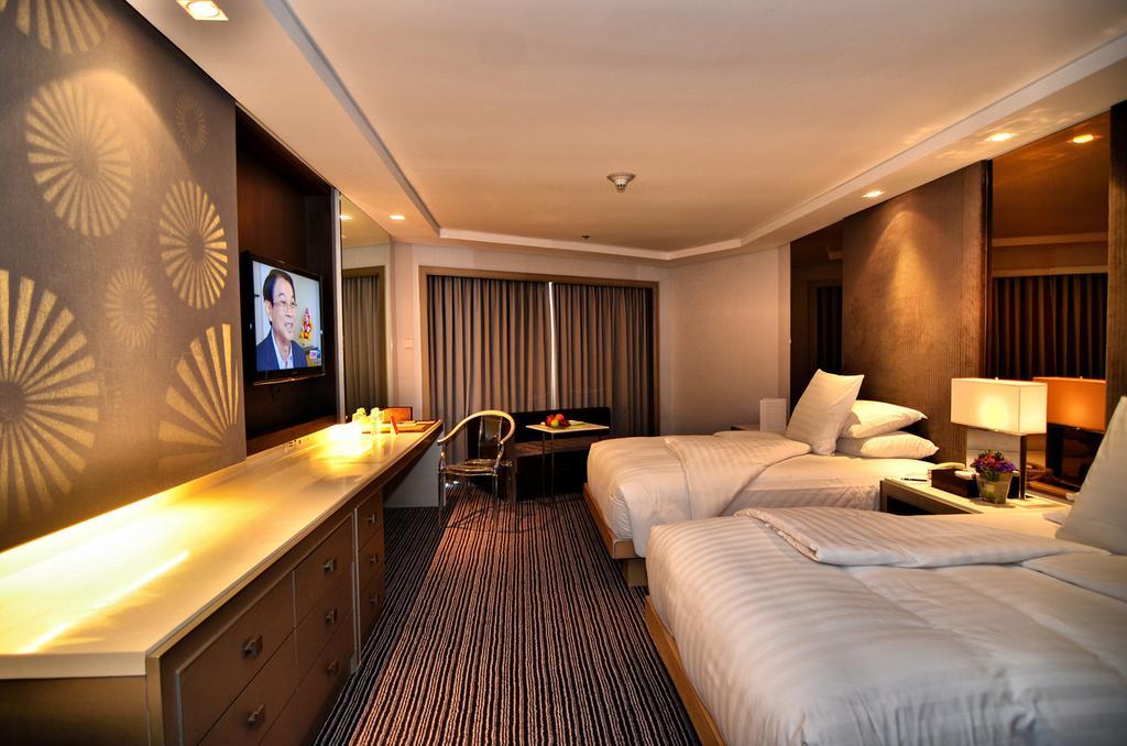 Midas Hotel And Casino Пасай Экстерьер фото