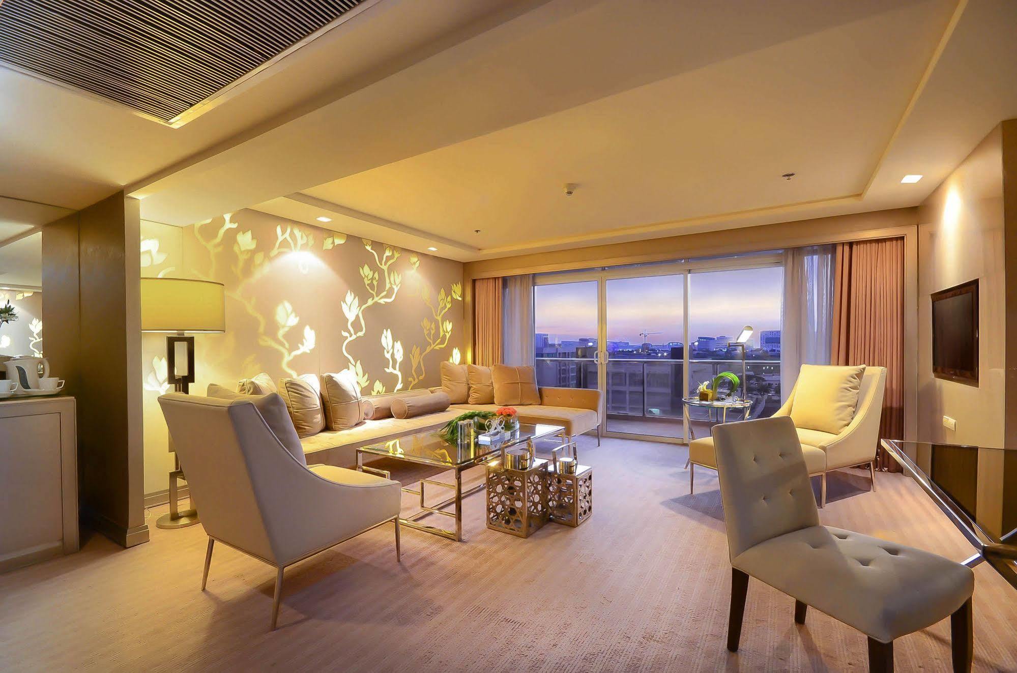 Midas Hotel And Casino Пасай Экстерьер фото